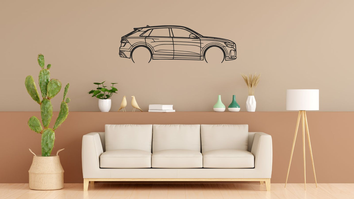Audi Q8 – Découpe murale en acier